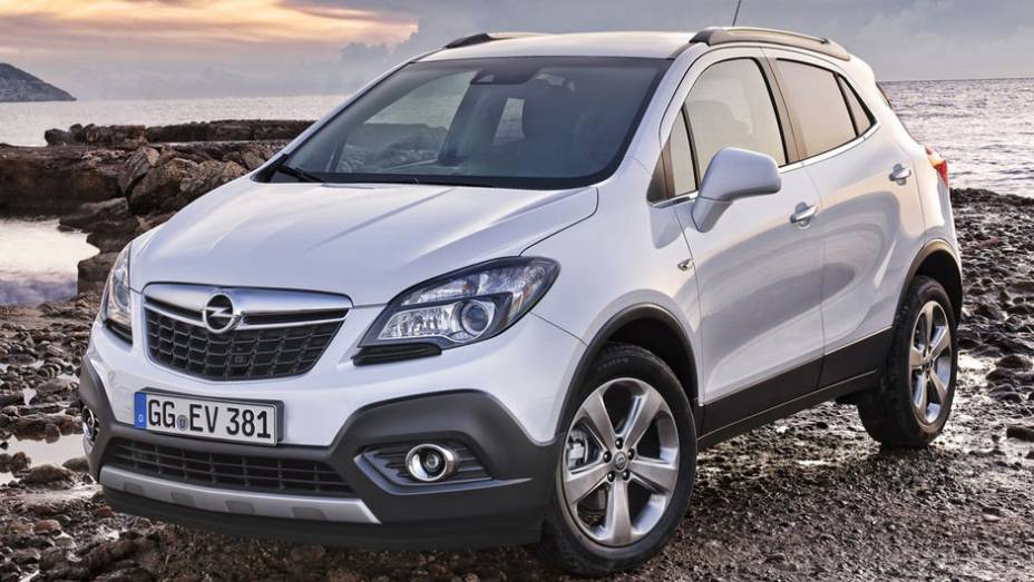 Modelo é praticamente idêntico ao Buick | <a href="https://preprod.quatrorodas.abril.com.br/saloes/genebra/2012/opel-mokka-concept-678516.shtml" rel="migration">Leia mais</a>