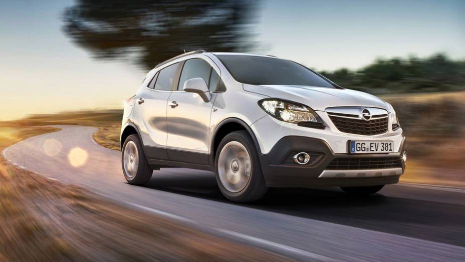 Grade frontal diferencia o modelo da Opel | <a href="https://preprod.quatrorodas.abril.com.br/saloes/genebra/2012/opel-mokka-concept-678516.shtml" rel="migration">Leia mais</a>