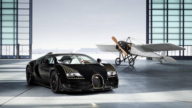 A Bugatti revelou sua quinta edição especial do Veyron Grand Sport Vitesse no Salão de Pequim. | <a href="https://preprod.quatrorodas.abril.com.br/noticias/saloes/pequim-2014/bugatti-lanca-veyron-grand-sport-vitesse-black-bess-779340.shtml" rel="migration">Leia mais</a> A Bugatti revelou sua quinta edição especial do Veyron Grand Sport Vitesse no Salão de Pequim. | <a href="https://preprod.quatrorodas.abril.com.br/noticias/saloes/pequim-2014/bugatti-lanca-veyron-grand-sport-vitesse-black-bess-779340.shtml" rel="migration">Leia mais</a>