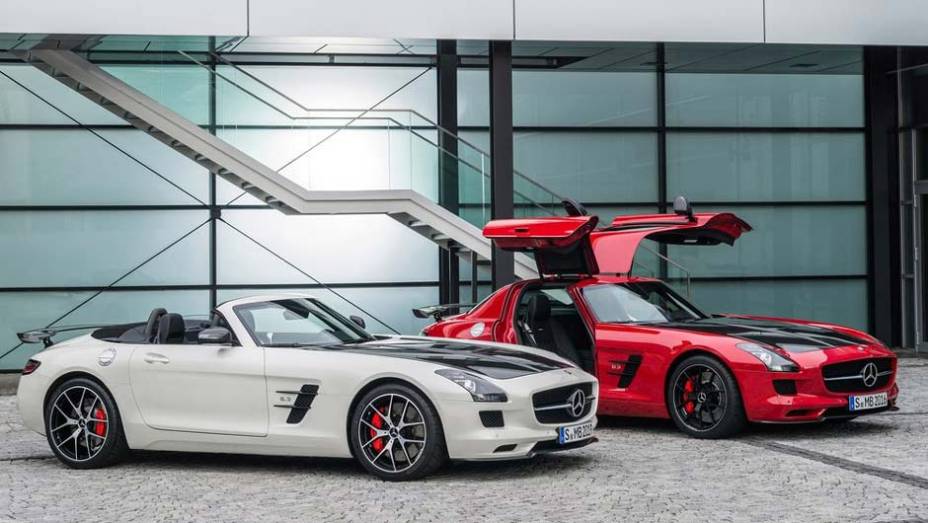 Lançado no começo de 2010, o SLS AMG se despede com a série especial Final Edition, oferecido nas versões cupê e roadster | <a href="https://preprod.quatrorodas.abril.com.br/noticias/saloes/los-angeles-2013/mercedes-benz-mostra-sls-amg-gt-final-edition-760448.shtm" rel="migration"></a>