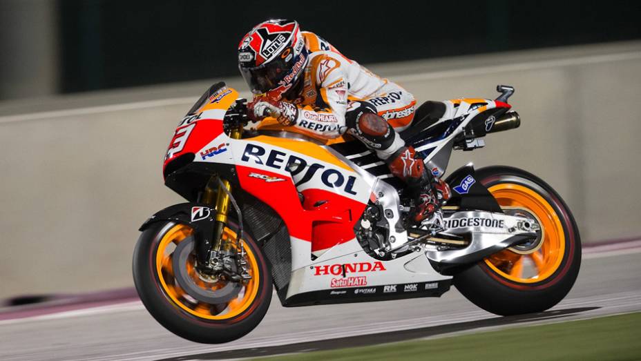 Galeria de Quatro Rodas da MotoGP - Catar (domingo) | <a href="https://preprod.quatrorodas.abril.com.br/moto/noticias/prova-disputada-marquez-segura-pressao-rossi-vence-catar-777551.shtml" rel="migration">Leia mais</a>