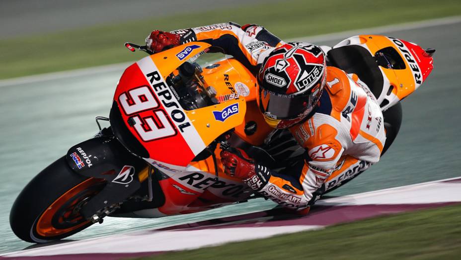 Galeria de Quatro Rodas da MotoGP - Catar (domingo) | <a href="https://preprod.quatrorodas.abril.com.br/moto/noticias/prova-disputada-marquez-segura-pressao-rossi-vence-catar-777551.shtml" rel="migration">Leia mais</a>