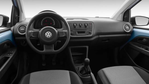 Apesar da simplicidade, o interior agrada pelo projeto moderno e a profusão de porta-objetos; o acesso ao banco de trás é regular | <a href="https://preprod.quatrorodas.abril.com.br/noticias/fabricantes/vw-up-ganha-versao-duas-portas-cambio-i-motion-780612.shtml" rel="migration"></a> Apesar da simplicidade, o interior agrada pelo projeto moderno e a profusão de porta-objetos; o acesso ao banco de trás é regular | <a href="https://preprod.quatrorodas.abril.com.br/noticias/fabricantes/vw-up-ganha-versao-duas-portas-cambio-i-motion-780612.shtml" rel="migration"></a>