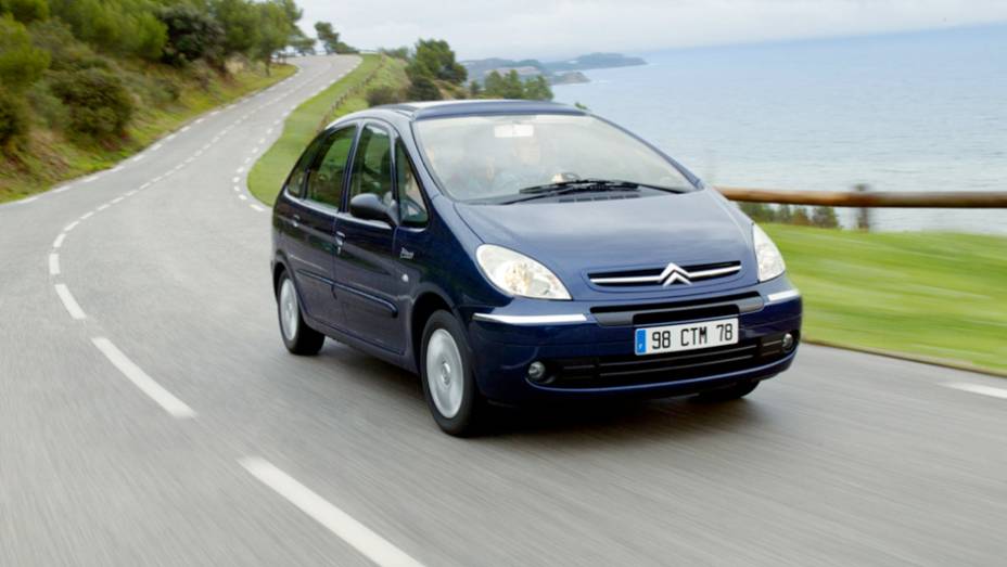 Citroën Picasso: O sobrenome do pintor espanhol foi adotado pela marca francesa para identificar as minivans. Alguém se lembra que o Picasso vendido na década passada era parte da família Xsara?