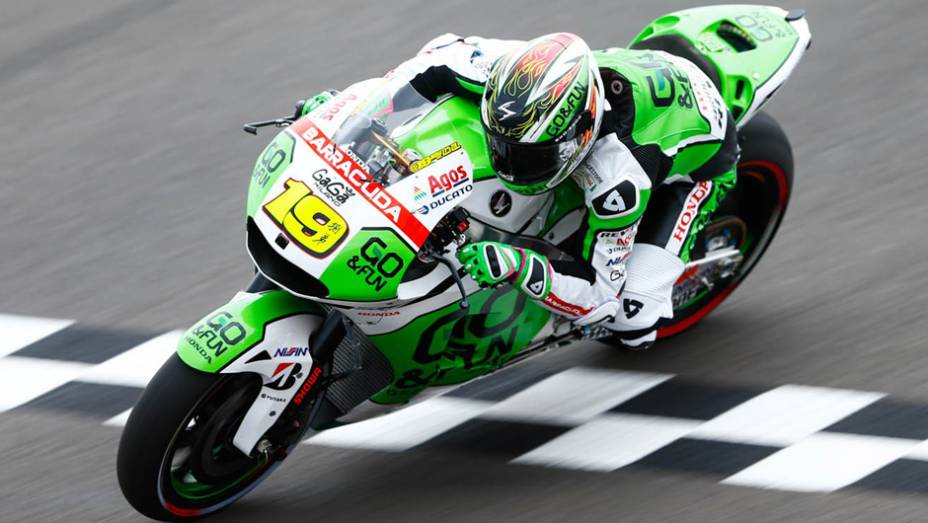 Galeria de Quatro Rodas da MotoGP - Argentina (sexta) - Álvaro Bautista | <a href="https://preprod.quatrorodas.abril.com.br/moto/noticias/marc-marquez-mais-rapido-dia-argentina-780861.shtml" rel="migration">Leia mais</a> Galeria de Quatro Rodas da MotoGP - Argentina (sexta) - Álvaro Bautista | <a href="https://preprod.quatrorodas.abril.com.br/moto/noticias/marc-marquez-mais-rapido-dia-argentina-780861.shtml" rel="migration">Leia mais</a>