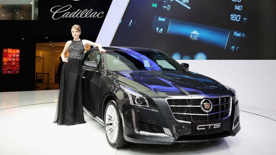 Cadillac CTS | <a href="https://preprod.quatrorodas.abril.com.br/noticias/saloes/pequim-2014/l" rel="migration">Leia mais</a> Cadillac CTS | <a href="https://preprod.quatrorodas.abril.com.br/noticias/saloes/pequim-2014/l" rel="migration">Leia mais</a>