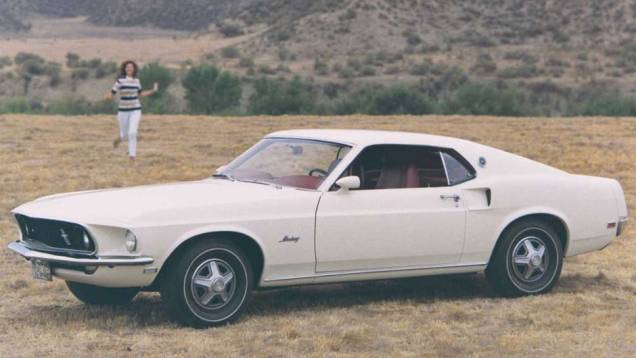 A primeira mudança visual aconteceu em 1969, quando os designers da Ford o deixaram maior e com estilo mais sóbrio A primeira mudança visual aconteceu em 1969, quando os designers da Ford o deixaram maior e com estilo mais sóbrio