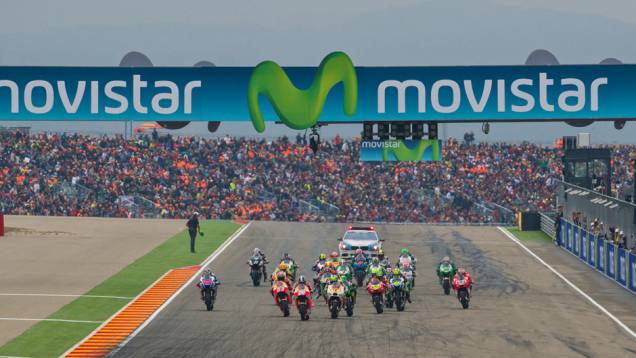 Momento da largada | <a href="https://preprod.quatrorodas.abril.com.br/moto/noticias/lorenzo-vence-prova-numero-800-motogp-802800.shtml" rel="migration">Leia mais</a> Momento da largada | <a href="https://preprod.quatrorodas.abril.com.br/moto/noticias/lorenzo-vence-prova-numero-800-motogp-802800.shtml" rel="migration">Leia mais</a>