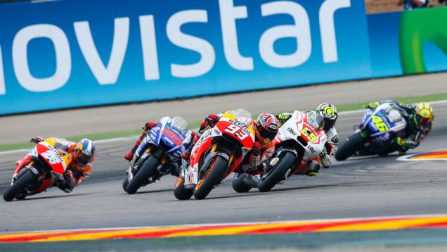 Muitas disputadas nas primeiras curvas | <a href="https://preprod.quatrorodas.abril.com.br/moto/noticias/lorenzo-vence-prova-numero-800-motogp-802800.shtml" rel="migration">Leia mais</a> Muitas disputadas nas primeiras curvas | <a href="https://preprod.quatrorodas.abril.com.br/moto/noticias/lorenzo-vence-prova-numero-800-motogp-802800.shtml" rel="migration">Leia mais</a>