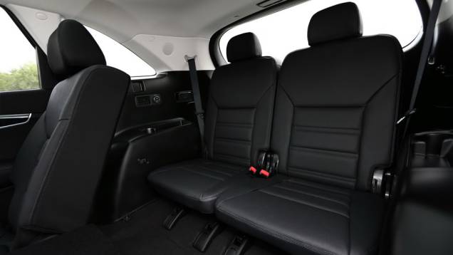 A exemplo do seu antecessor, o Sorento tem espaço para levar até sete pessoas | <a href="https://preprod.quatrorodas.abril.com.br/noticias/saloes/paris-2014/kia-sorento-sera-apresentado-salao-paris-798452.shtmll" rel="migration">Leia mais</a> A exemplo do seu antecessor, o Sorento tem espaço para levar até sete pessoas | <a href="https://preprod.quatrorodas.abril.com.br/noticias/saloes/paris-2014/kia-sorento-sera-apresentado-salao-paris-798452.shtmll" rel="migration">Leia mais</a>