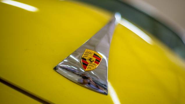 Os europeus também têm seu espaço, com vários Porsche em estado impecável de conservação Os europeus também têm seu espaço, com vários Porsche em estado impecável de conservação
