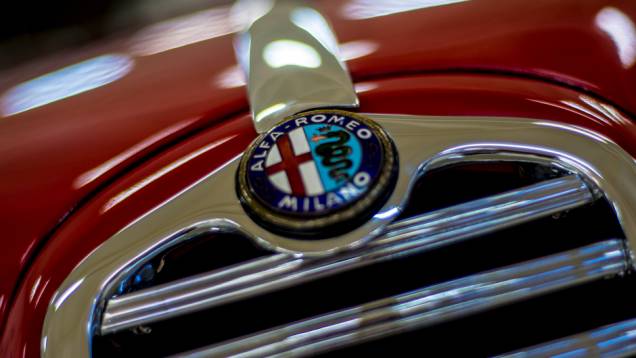Italianos são bem representados pelos modelos clássicos da Alfa Romeo Italianos são bem representados pelos modelos clássicos da Alfa Romeo