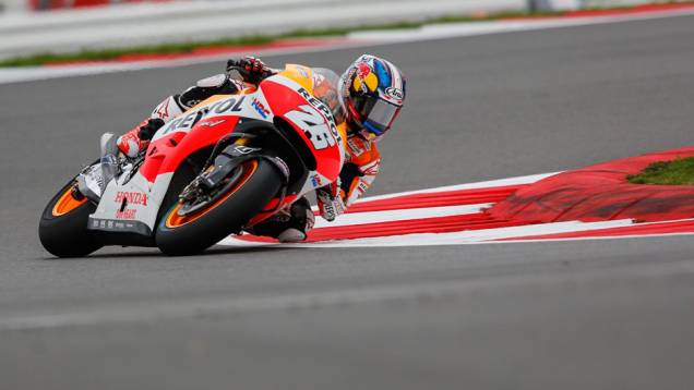 Pedrosa não conseguiu nada melhor que uma quinta colocação | <a href="https://preprod.quatrorodas.abril.com.br/moto/noticias/marquez-pole-pela-decima-vez-798477.shtml" rel="migration">Leia mais</a> Pedrosa não conseguiu nada melhor que uma quinta colocação | <a href="https://preprod.quatrorodas.abril.com.br/moto/noticias/marquez-pole-pela-decima-vez-798477.shtml" rel="migration">Leia mais</a>