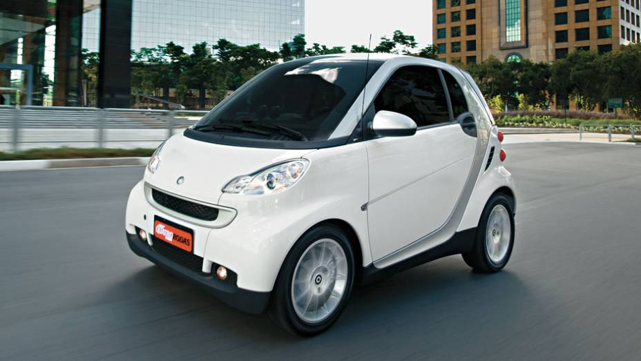 O ForTwo rodou 40,6% dos 60 000 km na cidade | <a href="https://preprod.quatrorodas.abril.com.br/blogs/longaduracao/2011/04/25/smart-fortwo/" rel="migration">Leia mais</a>