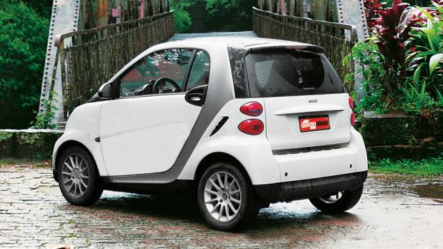 E ainda passeou por São Paulo, Rio e Paraná | <a href="https://preprod.quatrorodas.abril.com.br/blogs/longaduracao/2011/04/25/smart-fortwo/" rel="migration">Leia mais</a> E ainda passeou por São Paulo, Rio e Paraná | <a href="https://preprod.quatrorodas.abril.com.br/blogs/longaduracao/2011/04/25/smart-fortwo/" rel="migration">Leia mais</a>