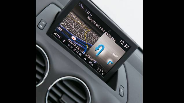 O GPS é independente do rádio MP3... | <a href="https://preprod.quatrorodas.abril.com.br/carros/impressoes/peugeot-308-gti-650365.shtml" target="_blank" rel="migration">Leia mais</a> O GPS é independente do rádio MP3... | <a href="https://preprod.quatrorodas.abril.com.br/carros/impressoes/peugeot-308-gti-650365.shtml" target="_blank" rel="migration">Leia mais</a>