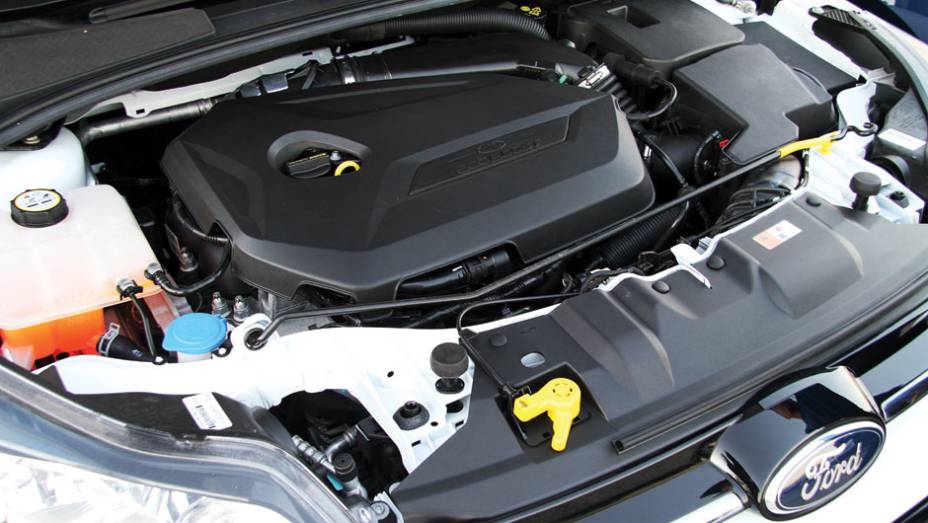 O Focus europeu tem motor Ecoboost 1.6 de até 180 cv. | <a href="https://preprod.quatrorodas.abril.com.br/carros/impressoes/ford-focus-680479.shtml" rel="migration">Leia mais</a>
