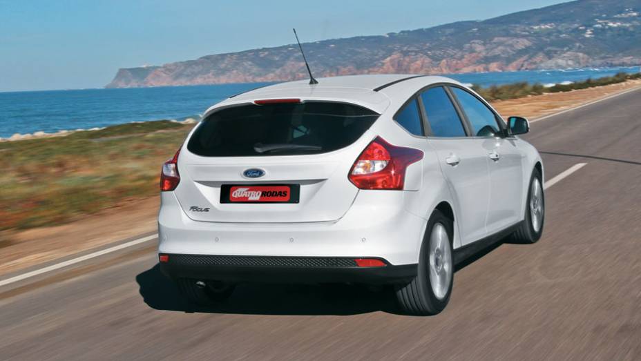 Rigidez torcional cresceu 15% no novo hatch. | <a href="https://preprod.quatrorodas.abril.com.br/carros/impressoes/ford-focus-680479.shtml" rel="migration">Leia mais</a>