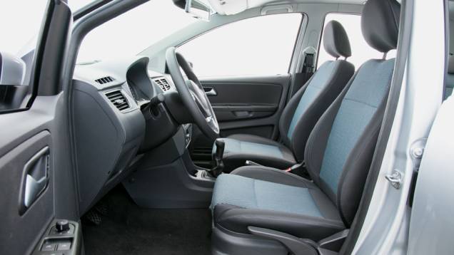 Bancos de tecido Tear Fresh | <a href="https://preprod.quatrorodas.abril.com.br/carros/lancamentos/vw-fox-bluemotion-687433.shtml" rel="migration">Leia mais</a> Bancos de tecido Tear Fresh | <a href="https://preprod.quatrorodas.abril.com.br/carros/lancamentos/vw-fox-bluemotion-687433.shtml" rel="migration">Leia mais</a>