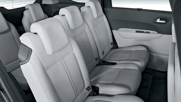 Os bancos centrais correm em trilhos por até 13 cm... | <a href="https://preprod.quatrorodas.abril.com.br/carros/impressoes/peugeot-5008-693468.shtml" rel="migration">Leia mais</a> Os bancos centrais correm em trilhos por até 13 cm... | <a href="https://preprod.quatrorodas.abril.com.br/carros/impressoes/peugeot-5008-693468.shtml" rel="migration">Leia mais</a>