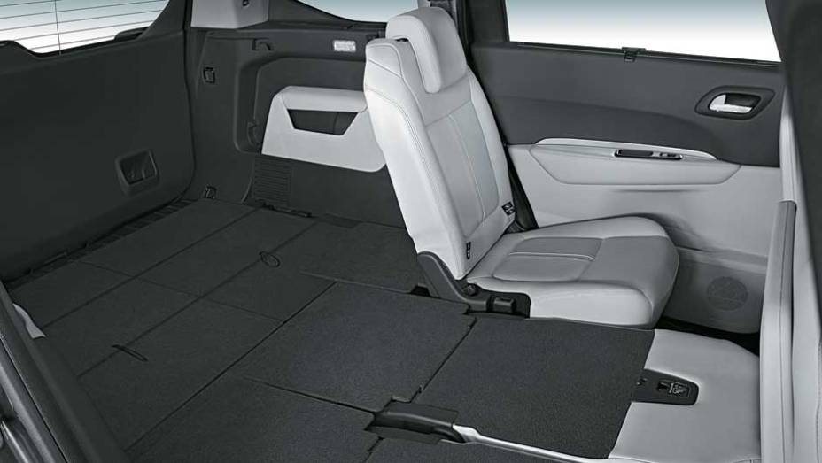 ...e podem ser deitados individualmente | <a href="https://preprod.quatrorodas.abril.com.br/carros/impressoes/peugeot-5008-693468.shtml" rel="migration">Leia mais</a>