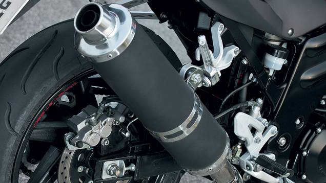 Escape é pesado, mas tem apelo esportivo | <a href="https://preprod.quatrorodas.abril.com.br/moto/testes/kasinski-comet-gt-650-730928.shtml" rel="migration">Leia mais</a> Escape é pesado, mas tem apelo esportivo | <a href="https://preprod.quatrorodas.abril.com.br/moto/testes/kasinski-comet-gt-650-730928.shtml" rel="migration">Leia mais</a>
