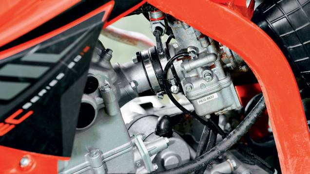 Sem necessidade de atender a limites de emissão, a Cami usa um carburador Dell˚Orto | <a href="%20https://preprod.quatrorodas.abril.com.br/moto/testes/gas-gas-ec-250f-cami-730784.shtml" rel="migration">Leia mais</a> Sem necessidade de atender a limites de emissão, a Cami usa um carburador Dell˚Orto | <a href="%20https://preprod.quatrorodas.abril.com.br/moto/testes/gas-gas-ec-250f-cami-730784.shtml" rel="migration">Leia mais</a>