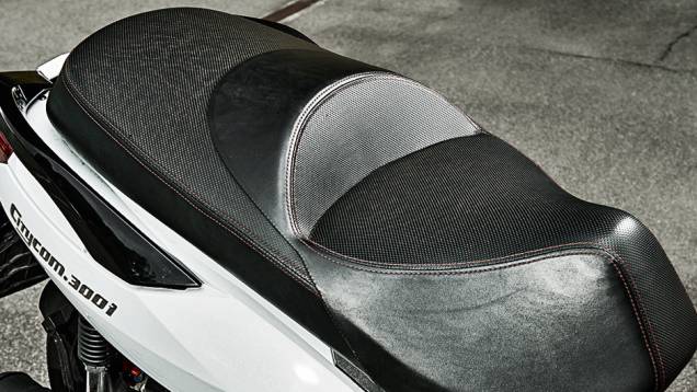 Cutycom: bom pra garupa, ruim para o piloto | <a href="https://preprod.quatrorodas.abril.com.br/moto/testes/dafra-citicom-300i-x-suzuki-burgman-730676.shtmll" rel="migration">Leia mais</a> Cutycom: bom pra garupa, ruim para o piloto | <a href="https://preprod.quatrorodas.abril.com.br/moto/testes/dafra-citicom-300i-x-suzuki-burgman-730676.shtmll" rel="migration">Leia mais</a>
