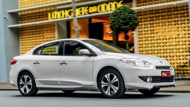 Rodas de 17 polegadas têm desenho exclusivo | <a href="https://preprod.quatrorodas.abril.com.br/carros/lancamentos/renault-fluence-gt-725198.shtml" rel="migration">>Leia mais</a> Rodas de 17 polegadas têm desenho exclusivo | <a href="https://preprod.quatrorodas.abril.com.br/carros/lancamentos/renault-fluence-gt-725198.shtml" rel="migration">>Leia mais</a>