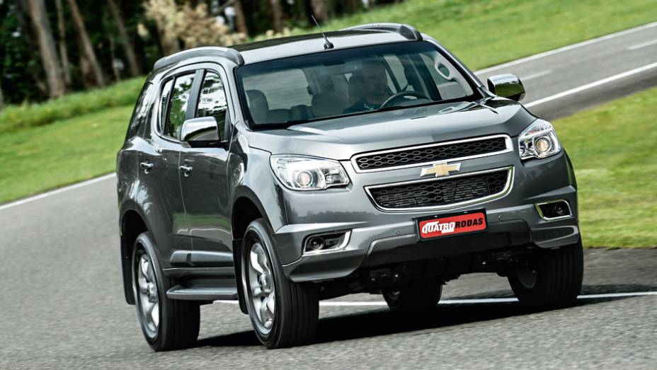 SUV leva sete e chega em versão única | <a href="https://preprod.quatrorodas.abril.com.br/carros/testes/chevrolet-trailblazer-729755.shtml" rel="migration">Leia mais</a>