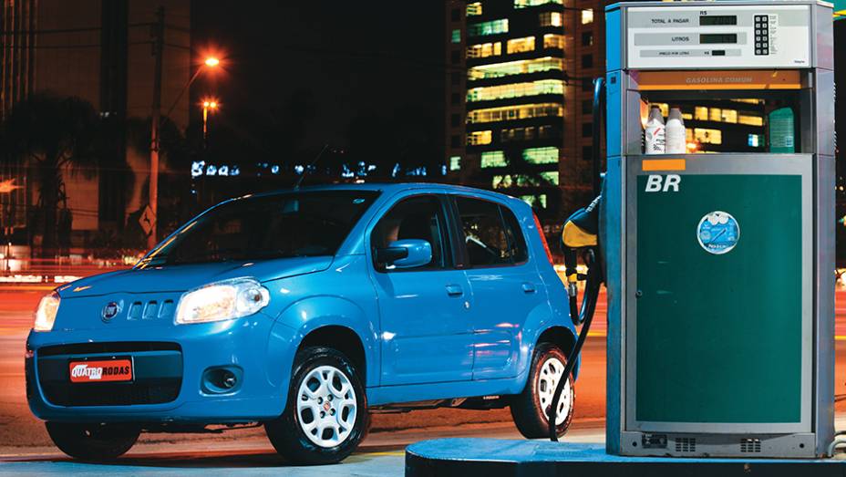 Use combust&iacute;vel de qualidade e s&oacute; abaste&ccedil;a em postos de confian&ccedil;a. Fa&ccedil;a sempre as contas antes de escolher entre o &aacute;lcool e a gasolina. | <a href="https://preprod.quatrorodas.abril.com.br/reportagens/geral/viloes-consumo-841540.shtml" target="_blank" rel="migration">Leia mais</a>