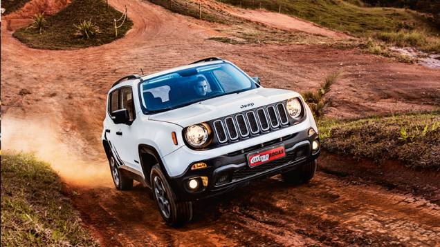 <a href="https://preprod.quatrorodas.abril.com.br//carros/comparativos/troller-t4-x-jeep-renegade-890323.shtml" target="_blank" rel="migration">Leia mais</a> <a href="https://preprod.quatrorodas.abril.com.br//carros/comparativos/troller-t4-x-jeep-renegade-890323.shtml" target="_blank" rel="migration">Leia mais</a>