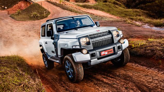 <a href="https://preprod.quatrorodas.abril.com.br//carros/comparativos/troller-t4-x-jeep-renegade-890323.shtml" target="_blank" rel="migration">Leia mais</a> <a href="https://preprod.quatrorodas.abril.com.br//carros/comparativos/troller-t4-x-jeep-renegade-890323.shtml" target="_blank" rel="migration">Leia mais</a>