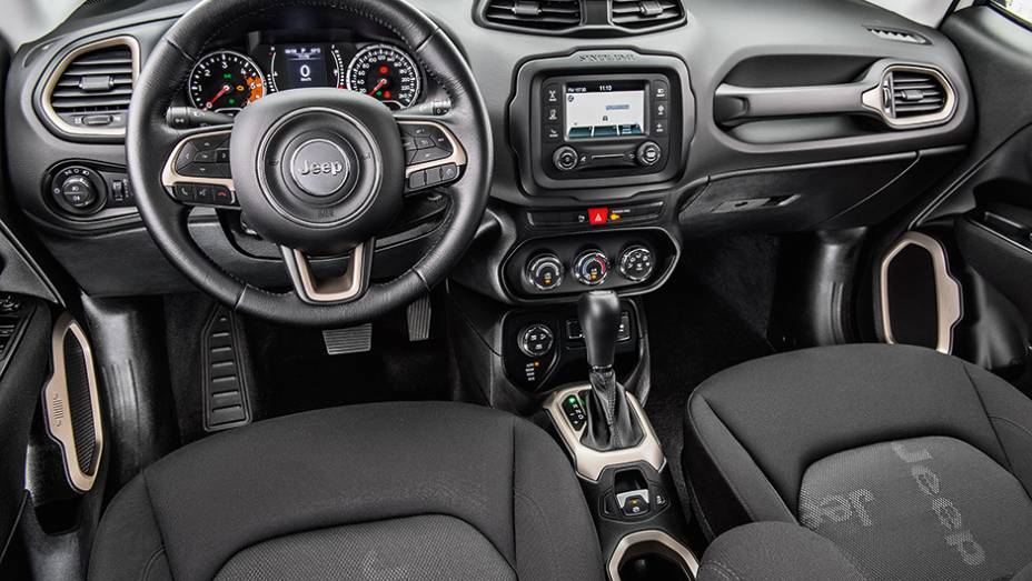 <a href="https://preprod.quatrorodas.abril.com.br//carros/comparativos/troller-t4-x-jeep-renegade-890323.shtml" target="_blank" rel="migration">Leia mais</a>