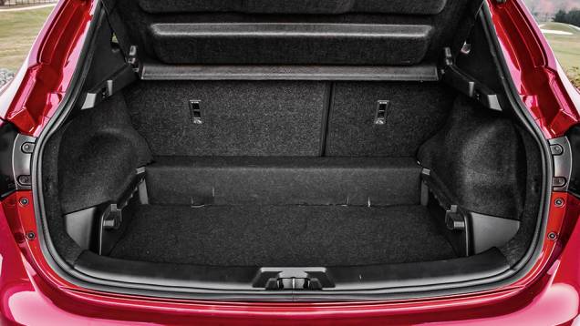 ... podem ser rearranjados para criar... | <a href="https://preprod.quatrorodas.abril.com.br/carros/impressoes/nissan-qashqai-888920.shtml" target="_blank" rel="migration">Leia mais</a> ... podem ser rearranjados para criar... | <a href="https://preprod.quatrorodas.abril.com.br/carros/impressoes/nissan-qashqai-888920.shtml" target="_blank" rel="migration">Leia mais</a>