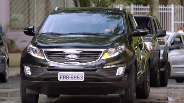 Oi, oi, oi! Quem nunca assistiu a um capítulo sequer da novela Avenida Brasil? Jorginho (Cauã Reymond), um dos personagens principais, tinha um Kia Sportage. Oi, oi, oi! Quem nunca assistiu a um capítulo sequer da novela Avenida Brasil? Jorginho (Cauã Reymond), um dos personagens principais, tinha um Kia Sportage.