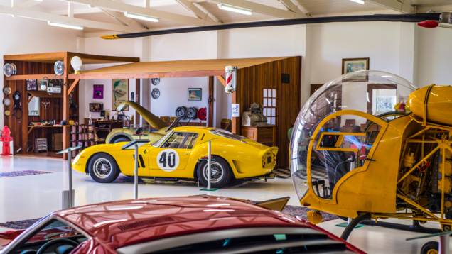 Para terminar, uma raríssima Ferrari 250 GTO; um destes exemplares foi leiloado em 2014 por mais de US$ 38 milhões Para terminar, uma raríssima Ferrari 250 GTO; um destes exemplares foi leiloado em 2014 por mais de US$ 38 milhões