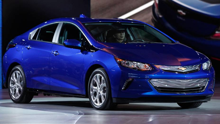 Chevrolet Volt | <a href="https://preprod.quatrorodas.abril.com.br/noticias/saloes/detroit-2015/chevrolet-mostra-volt-2016-salao-detroit-824360.shtml" rel="migration">Leia mais</a> | <a href="https://preprod.quatrorodas.abril.com.br/galerias/saloes/detroit-2015/direto-detroit-parte-2-825561." rel="migration"></a>