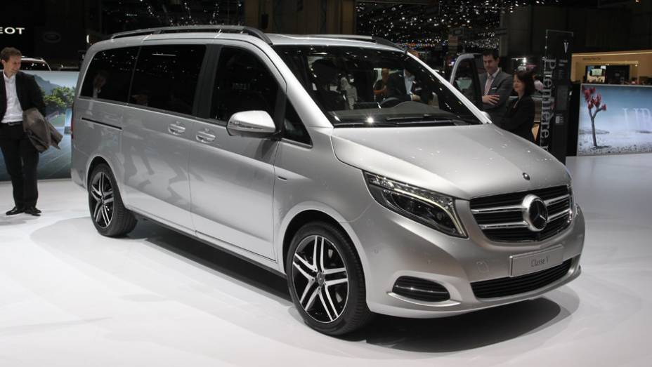 Mercedes-Benz Classe V | <a href="https://preprod.quatrorodas.abril.com.br/noticias/saloes/genebra-2014/mercedes-benz-apresenta-classe-v-775446.shtml" rel="migration">Leia mais</a>| <a href="https://preprod.quatrorodas.abril.com.br/galerias/saloes/genebra/2014/direto-genebra-parte-2-775719." rel="migration"></a>