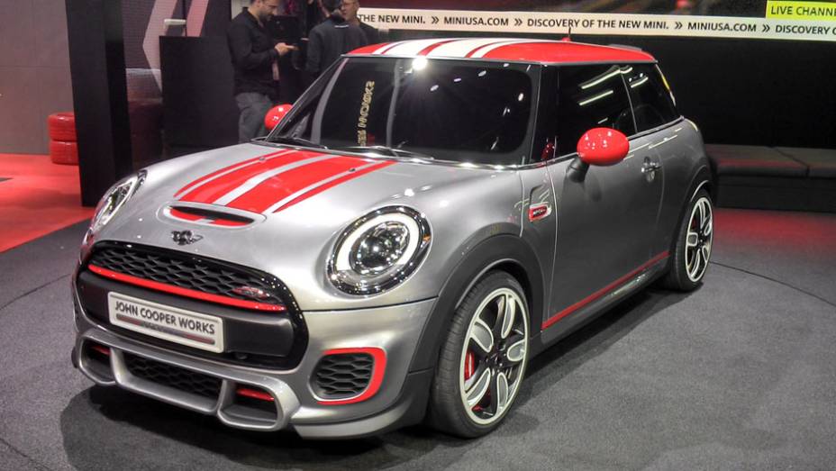 MINI John Cooper Works: ainda um carro-conceito, a versão endiabrada do novo Mini passará facilmente dos 200 cv