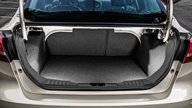 Porta-malas manteve os 421 litros de capacidade, abaixo da média dos concorrentes | <a href="https://preprod.quatrorodas.abril.com.br/carros/impressoes/ford-focus-fastback-889520.shtml" rel="migration">Leia mais</a> Porta-malas manteve os 421 litros de capacidade, abaixo da média dos concorrentes | <a href="https://preprod.quatrorodas.abril.com.br/carros/impressoes/ford-focus-fastback-889520.shtml" rel="migration">Leia mais</a>