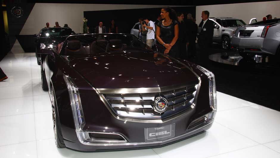Estande da Cadillac no Salão de Frankfurt 2011