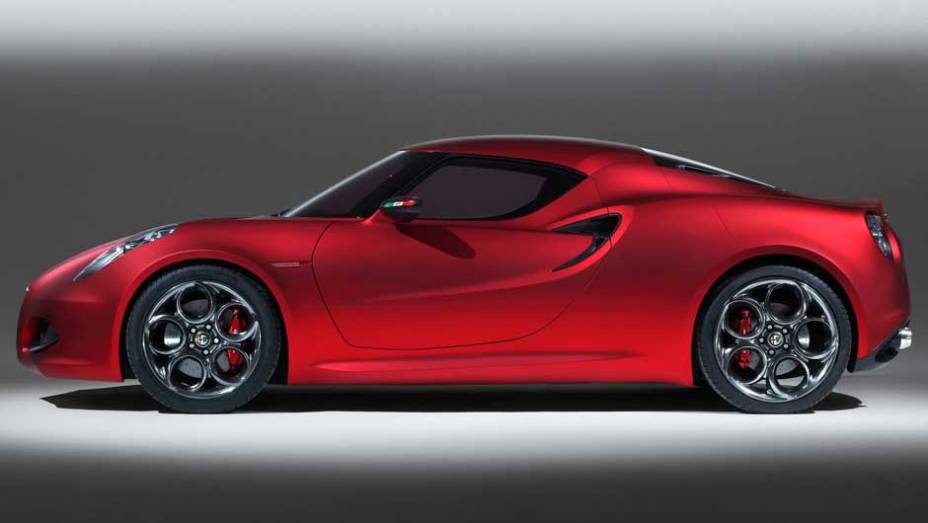 Potência gerada é de 232 cv Potência gerada é de 232 cv