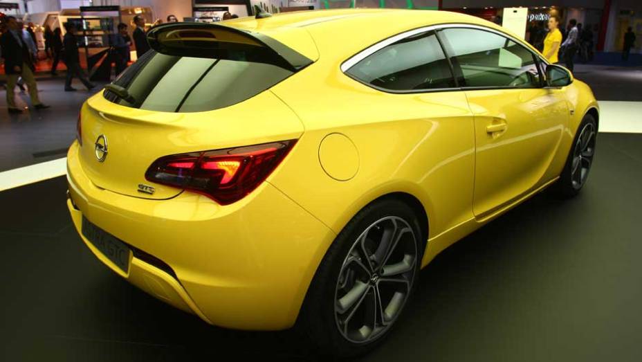 Opel Astra GTC