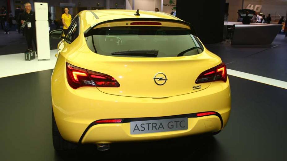 Opel Astra GTC