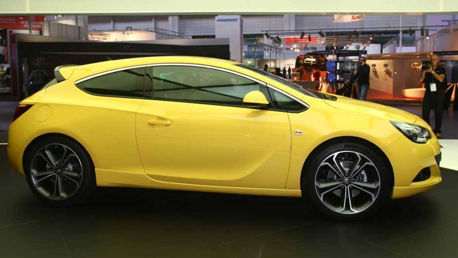 Opel Astra GTC