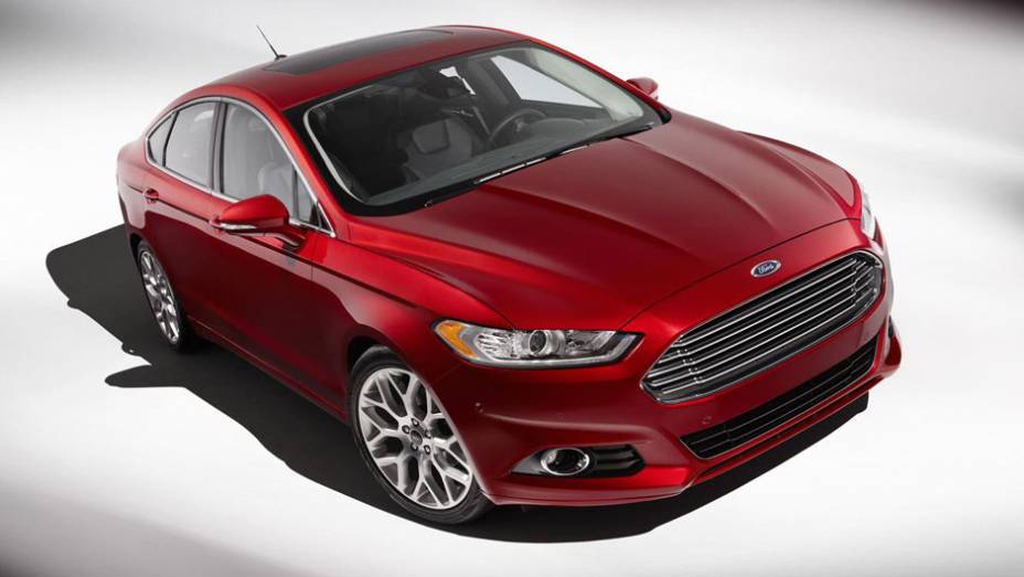 Completamente repaginado, o Fusion agora &eacute; um carro global | <a href="https://preprod.quatrorodas.abril.com.br/salao-do-automovel/2012/carros/fusion-706006.shtml" rel="migration">Leia mais</a>