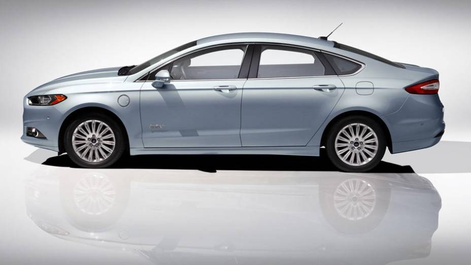 A Ford garante que o Energi faz mais de 40 quilômetros com um litro de combustível | <a href="https://preprod.quatrorodas.abril.com.br/salao-do-automovel/2012/carros/fusion-706006.shtml" rel="migration">Leia mais</a> A Ford garante que o Energi faz mais de 40 quilômetros com um litro de combustível | <a href="https://preprod.quatrorodas.abril.com.br/salao-do-automovel/2012/carros/fusion-706006.shtml" rel="migration">Leia mais</a>