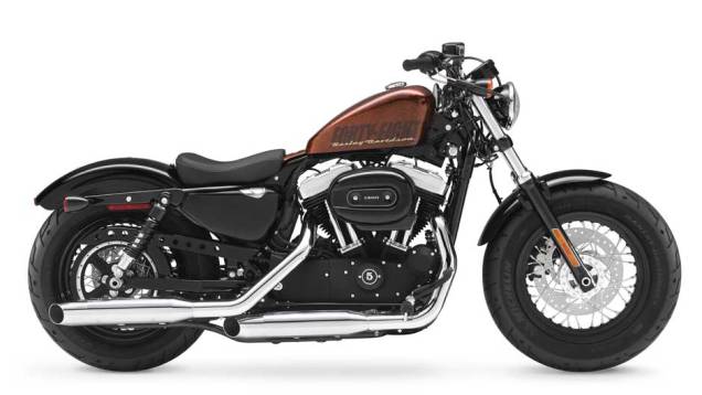 Ela traz um motor Evolution de 1.200 cm3 | <a href="https://preprod.quatrorodas.abril.com.br/moto/noticias/harley-davidson-tres-novidades-ao-salao-duas-rodas-756391.shtml" rel="migration">Leia mais</a> Ela traz um motor Evolution de 1.200 cm3 | <a href="https://preprod.quatrorodas.abril.com.br/moto/noticias/harley-davidson-tres-novidades-ao-salao-duas-rodas-756391.shtml" rel="migration">Leia mais</a>