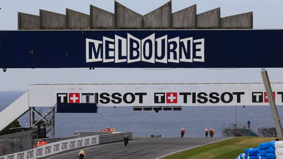 MotoGP 2014 em Phillip Island, Austrália | <a href="https://preprod.quatrorodas.abril.com.br/moto/noticias/motogp-valentino-rossi-vence-etapa-phillip-island-806658.shtml" rel="migration">Leia mais</a>